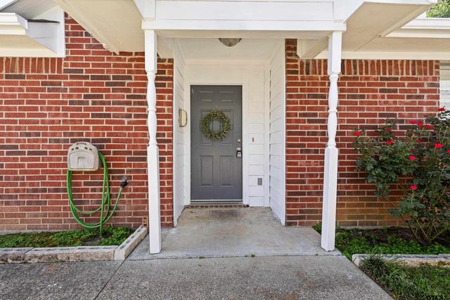 3631 Andrea St, Longview, TX 75604