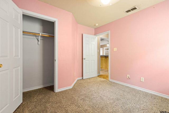 3631 Andrea St, Longview, TX 75604