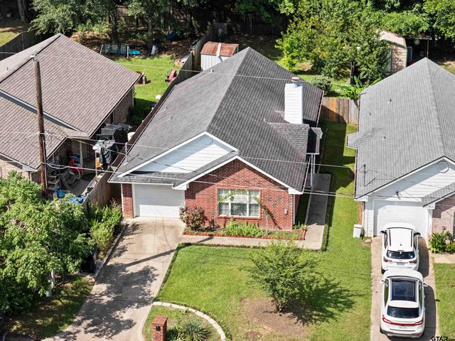 3631 Andrea St, Longview, TX 75604