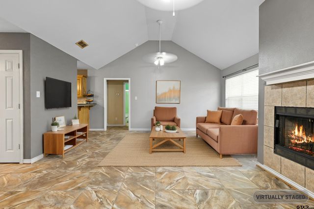 3631 Andrea St, Longview, TX 75604