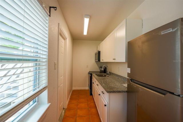 115 145TH AVENUE E 5, Madeira Beach, FL 33708