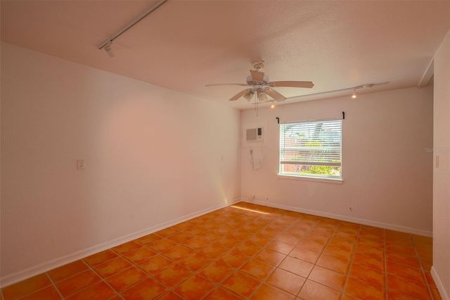 115 145TH AVENUE E 5, Madeira Beach, FL 33708