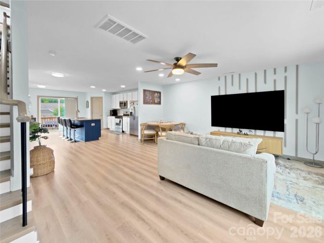 8260 Waxhaw Highway, Waxhaw, NC 28173