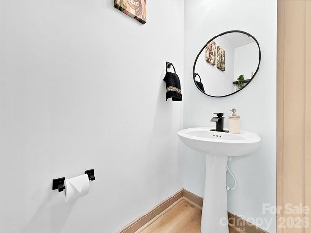 8260 Waxhaw Highway, Waxhaw, NC 28173