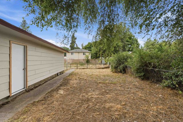 704 S Ralph St, Spokane, WA 99202