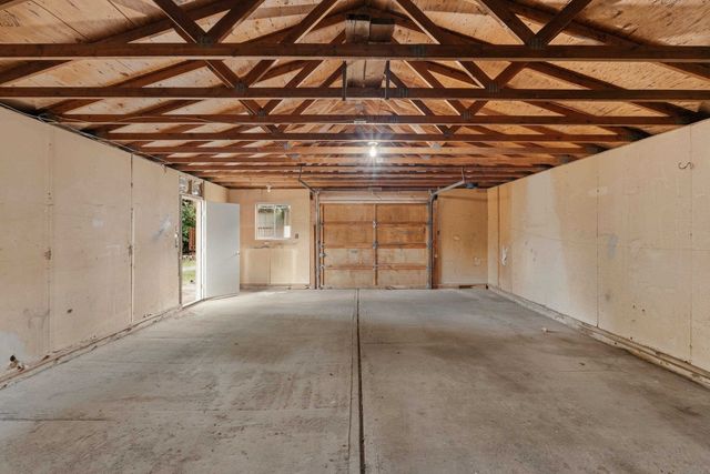 704 S Ralph St, Spokane, WA 99202