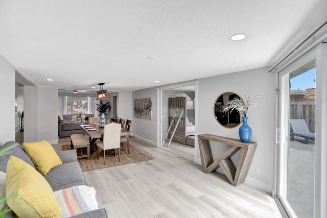 470 SE 4th Court, Pompano Beach, FL 33060