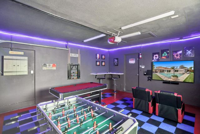 470 SE 4th Court, Pompano Beach, FL 33060