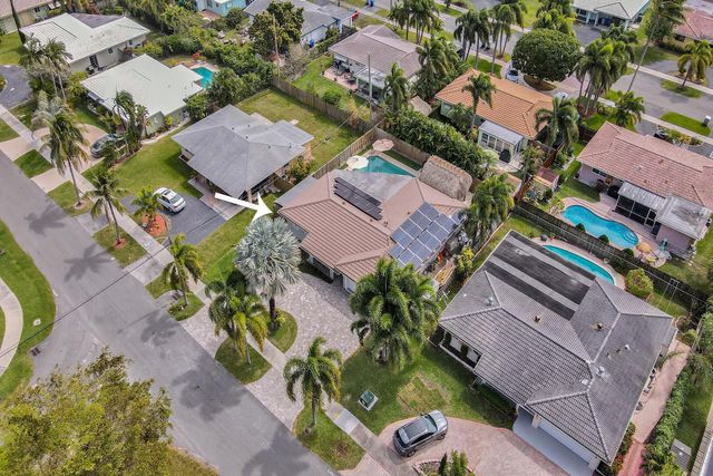 470 SE 4th Court, Pompano Beach, FL 33060