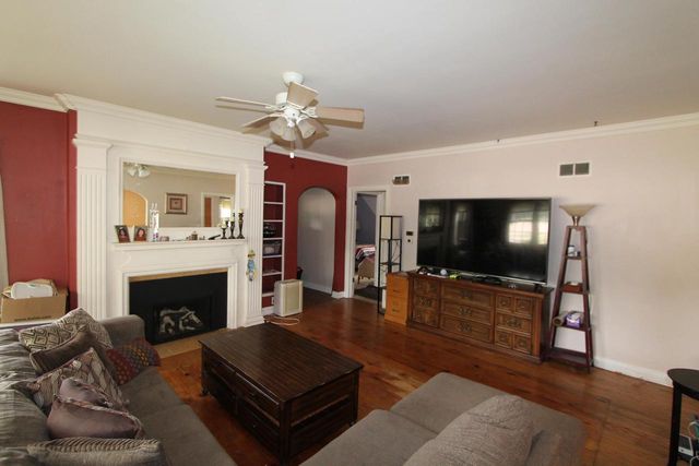 431 Walnut STREET, Burlington, WI 53105