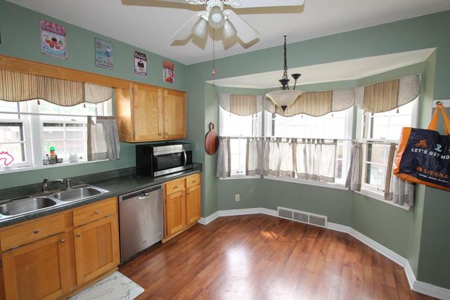 431 Walnut STREET, Burlington, WI 53105