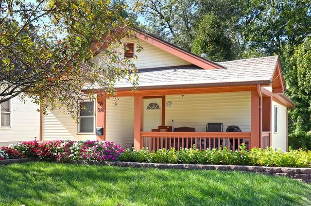 2528 SE 6th Street, Des Moines, IA 50315