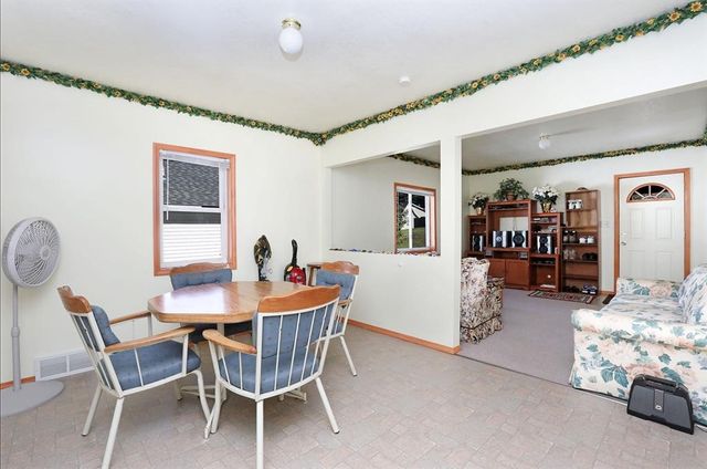 2528 SE 6th Street, Des Moines, IA 50315