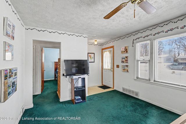 6235 Yunker Street, Lansing, MI 48911