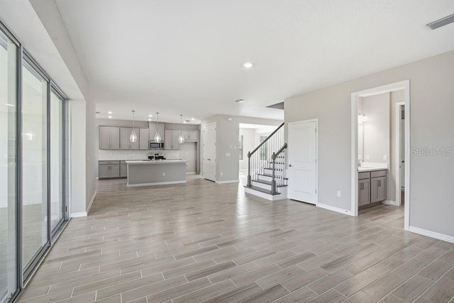 1678 TRAILHEAD LANE, Zephyrhills, FL 33541