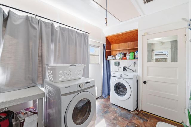 1494 N Wilson Avenue, Fresno, CA 93728