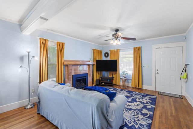 1494 N Wilson Avenue, Fresno, CA 93728