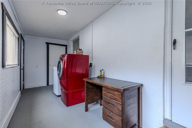 293 Cow Creek Road, Hurricane, WV 25526