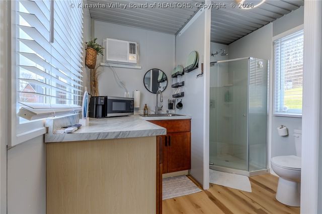 293 Cow Creek Road, Hurricane, WV 25526