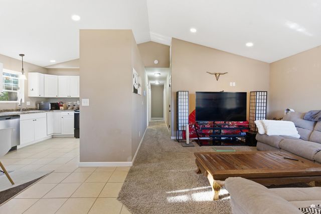 321 15th Street, Ogden, KS 66517