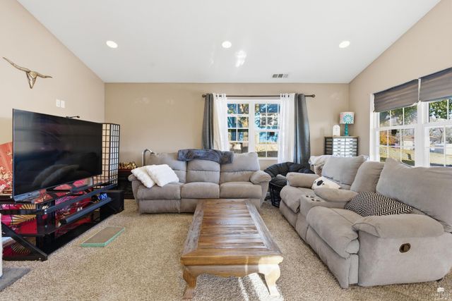 321 15th Street, Ogden, KS 66517