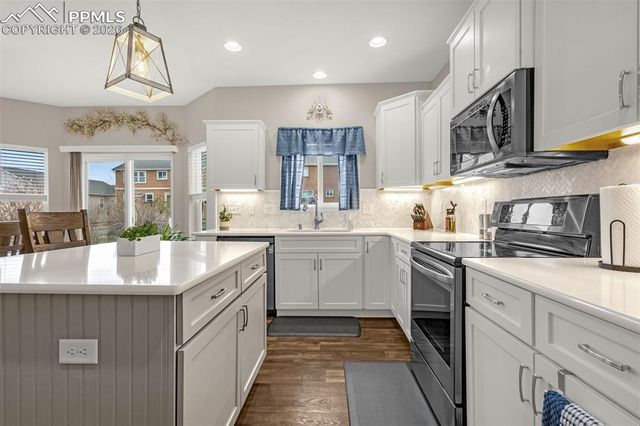 13105 Canyons Edge Drive, Colorado Springs, CO 80921