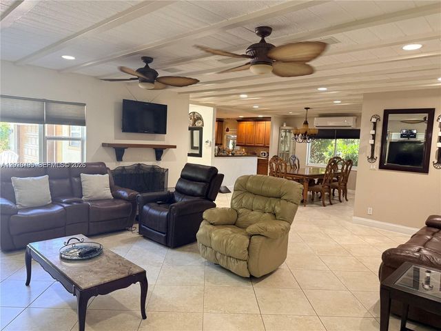 3149 Hollywood Blvd, Hollywood, FL 33021