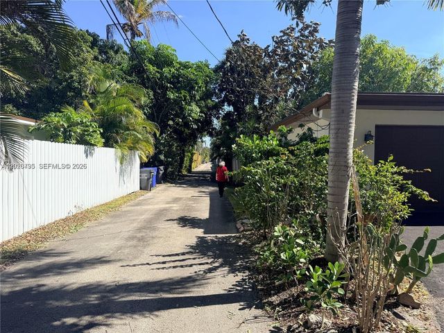 3149 Hollywood Blvd, Hollywood, FL 33021