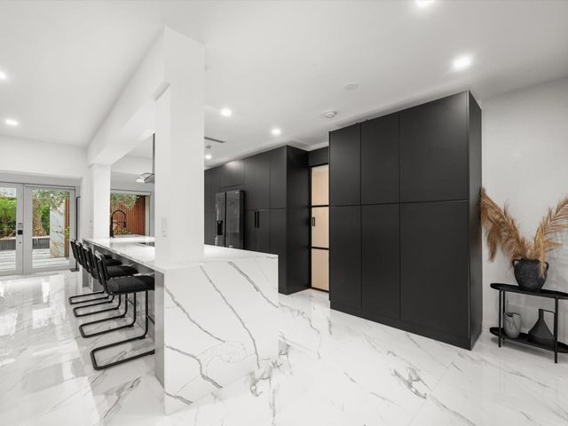 2711 NE 19th Street, Fort Lauderdale, FL 33305