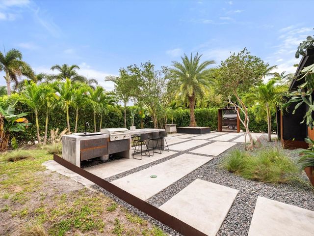 2711 NE 19th Street, Fort Lauderdale, FL 33305