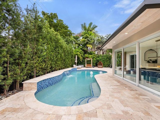 2711 NE 19th Street, Fort Lauderdale, FL 33305