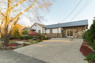 7612 Burleson Rd, Knoxville, TN 37920