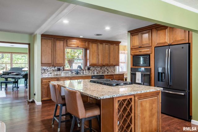 202 Dinah Lane, Marion, IL 62959