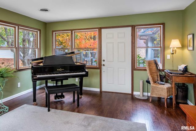 202 Dinah Lane, Marion, IL 62959