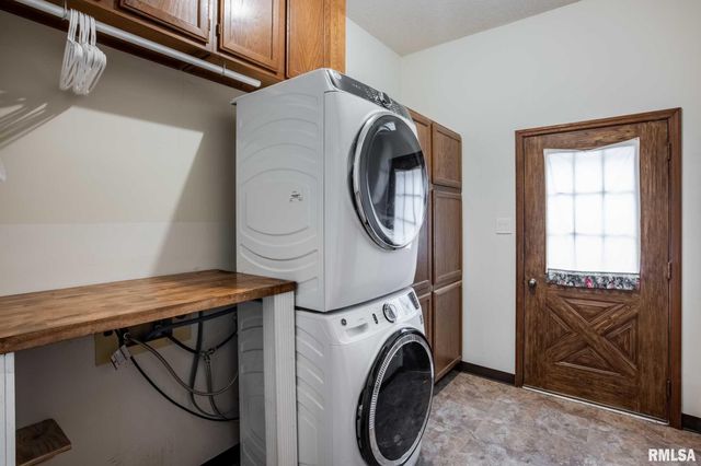 202 Dinah Lane, Marion, IL 62959