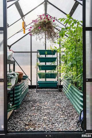 202 Dinah Lane, Marion, IL 62959