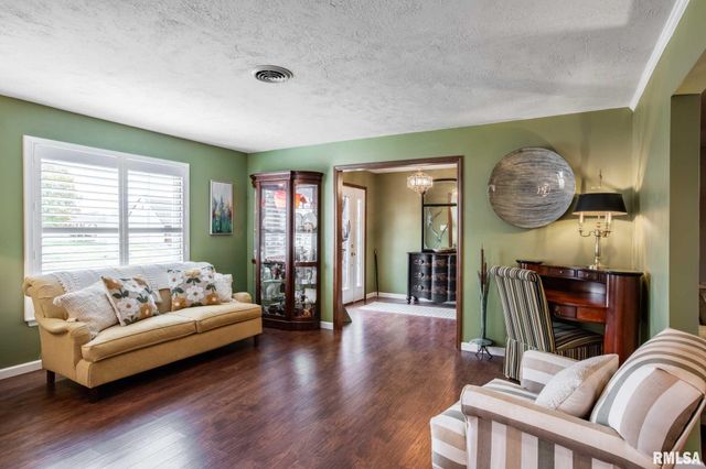 202 Dinah Lane, Marion, IL 62959