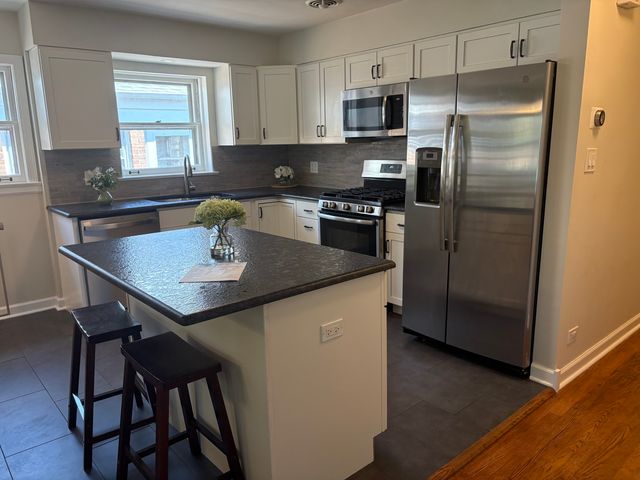 319 Dodge Avenue, Evanston, IL 60202