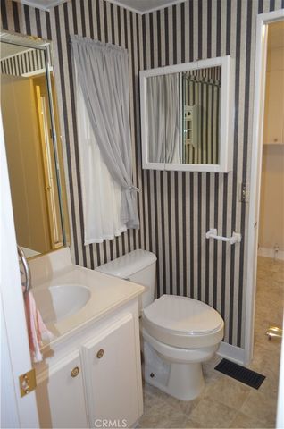 3850 Atlantic 158, Highland, CA 92346