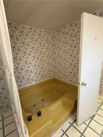 3850 Atlantic 158, Highland, CA 92346