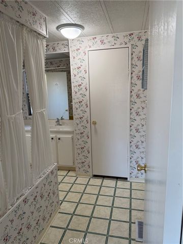 3850 Atlantic 158, Highland, CA 92346