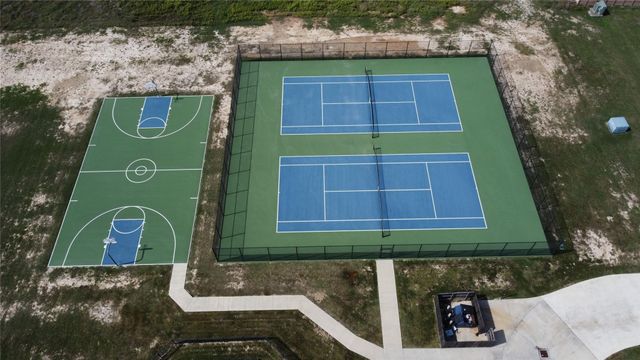 3008 Palacios Bay Dr, Palacios, TX 77465