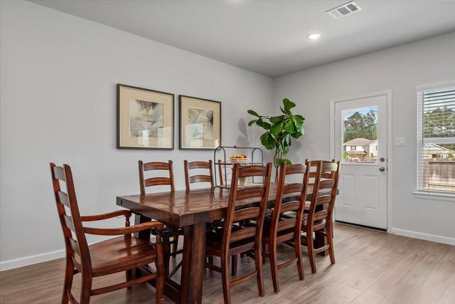 5728 Palm Flower Drive, Montgomery, TX 77316