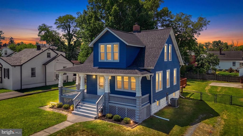 2621 HILLCREST, Baltimore, MD 21234