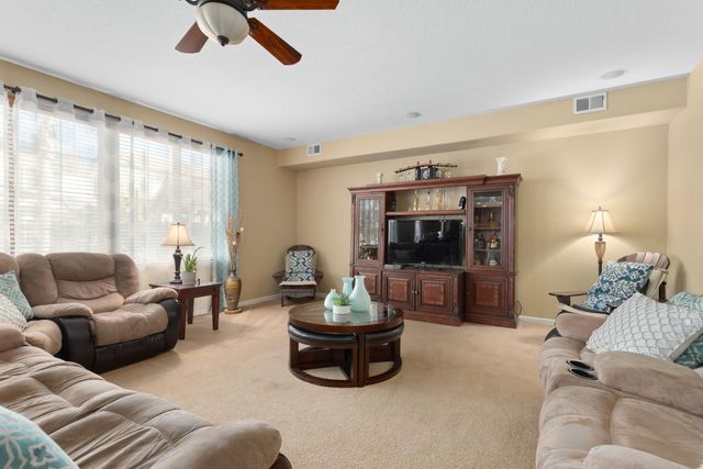 751 Banff Dr, Newman, CA 95360