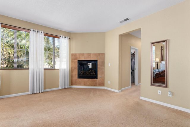 751 Banff Dr, Newman, CA 95360