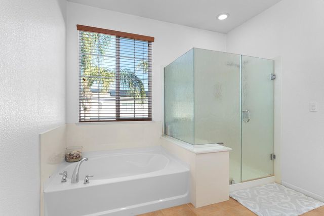 751 Banff Dr, Newman, CA 95360