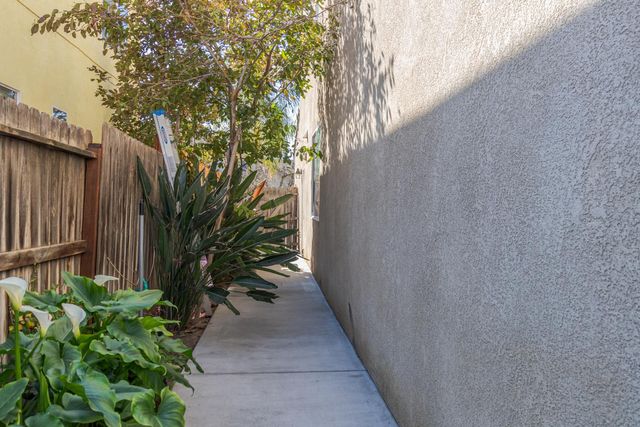 751 Banff Dr, Newman, CA 95360