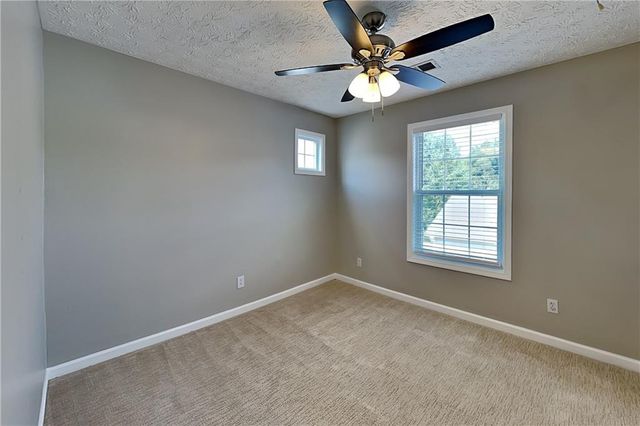 709 Bedford Court, Woodstock, GA 30188