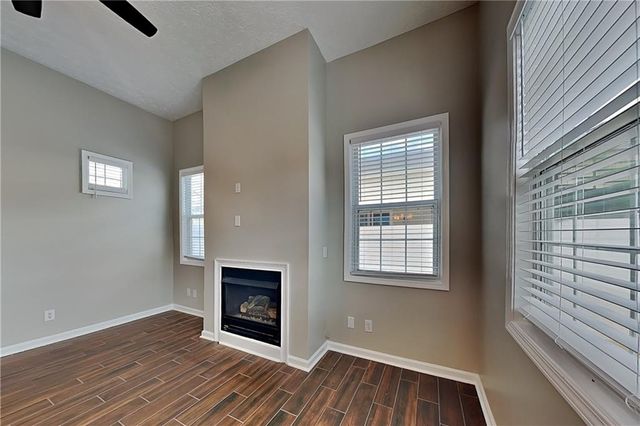 709 Bedford Court, Woodstock, GA 30188